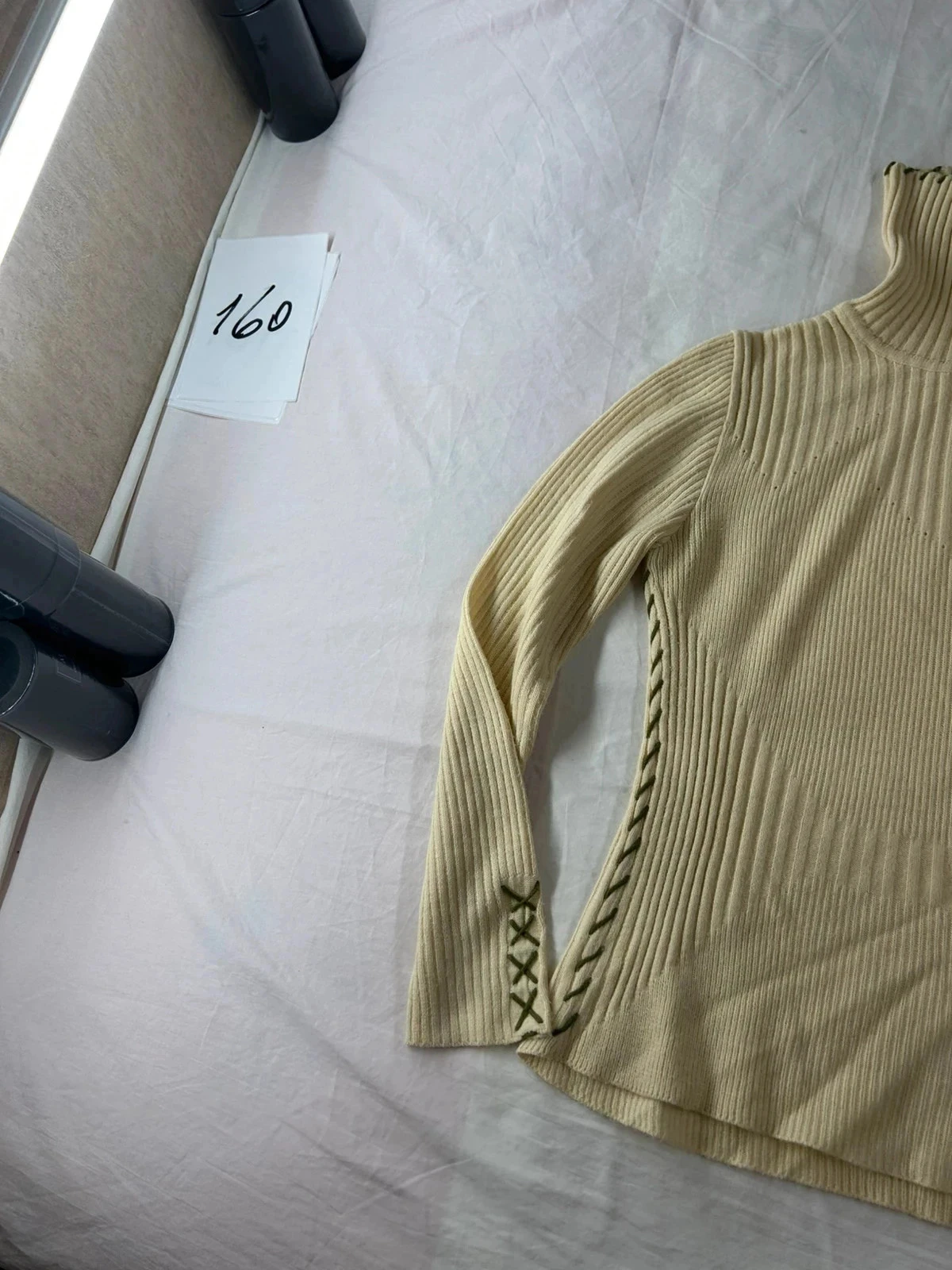 Suéter com gola alta bege creme vintage estilo retrô – photo 4